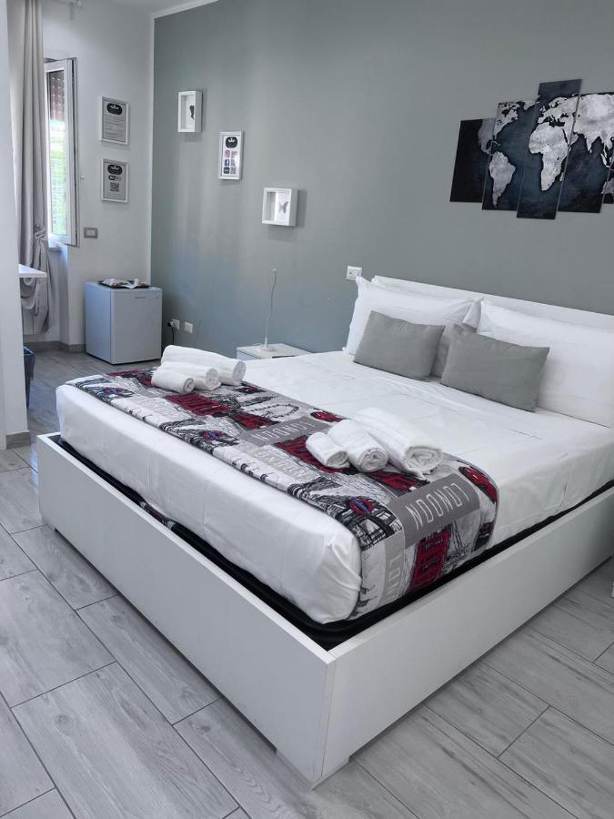 One Hundred Rooms Roma Esterno foto